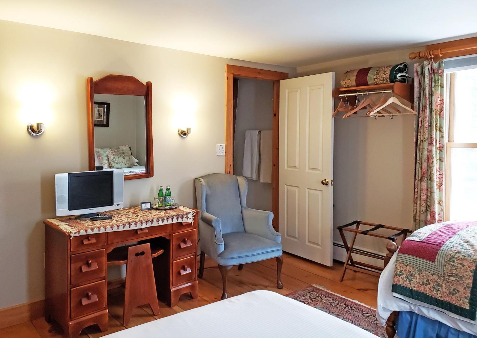 Andover Highland Lake Inn חדר תמונה