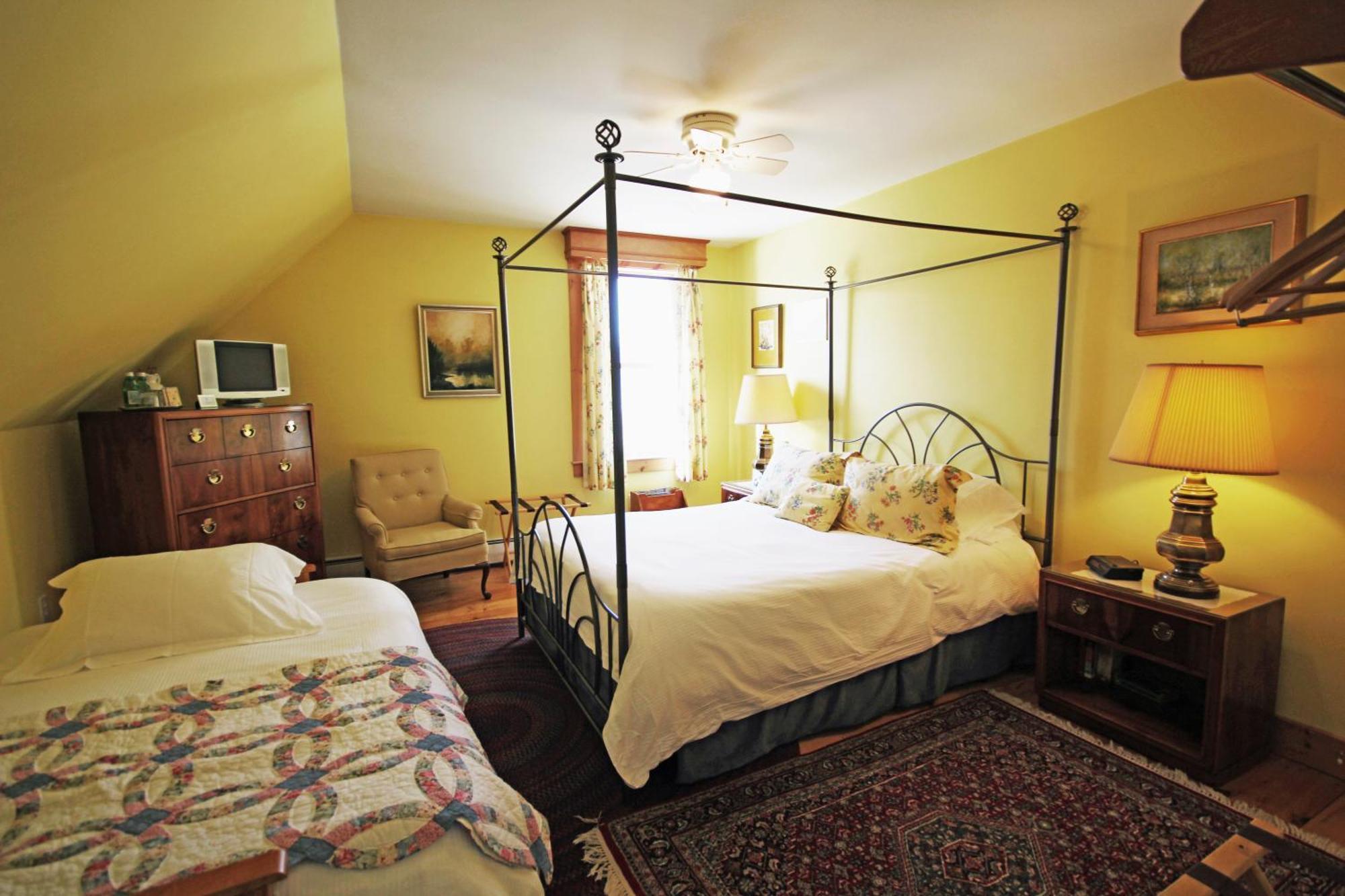 Andover Highland Lake Inn חדר תמונה