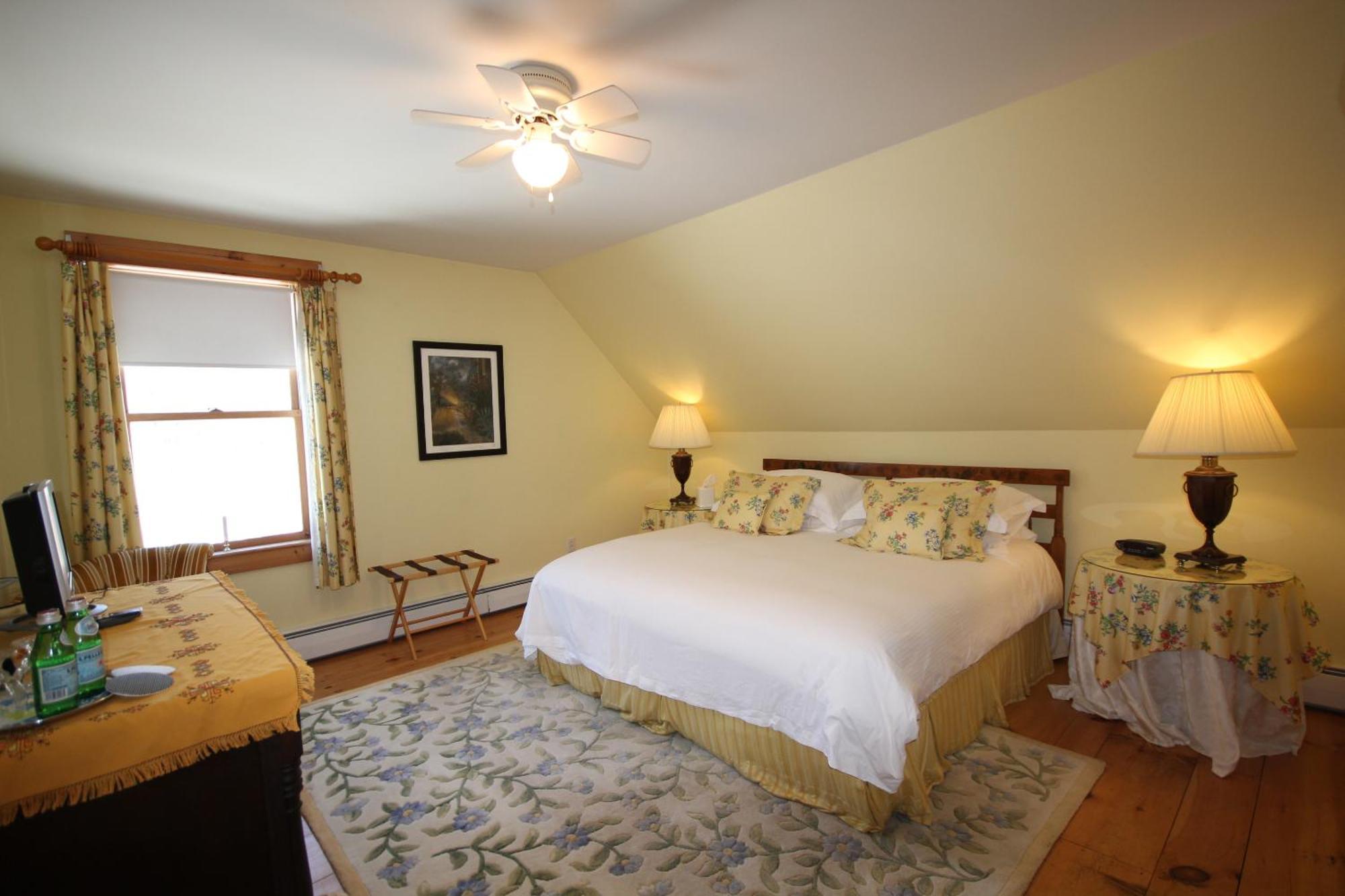 Andover Highland Lake Inn חדר תמונה